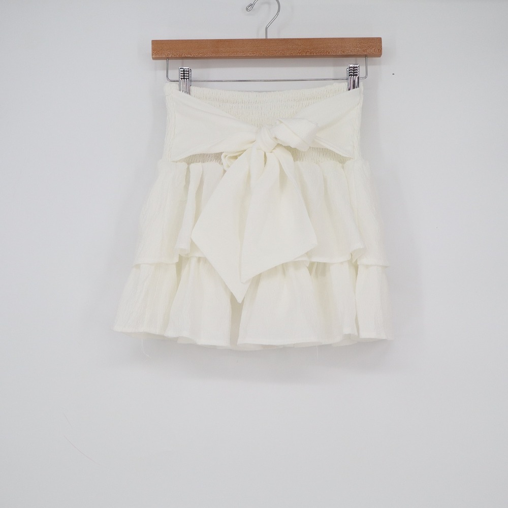 Shein Mod White Tiered Ruffle Mini Skirt Smocked High Waist Tie Front XS NEW
